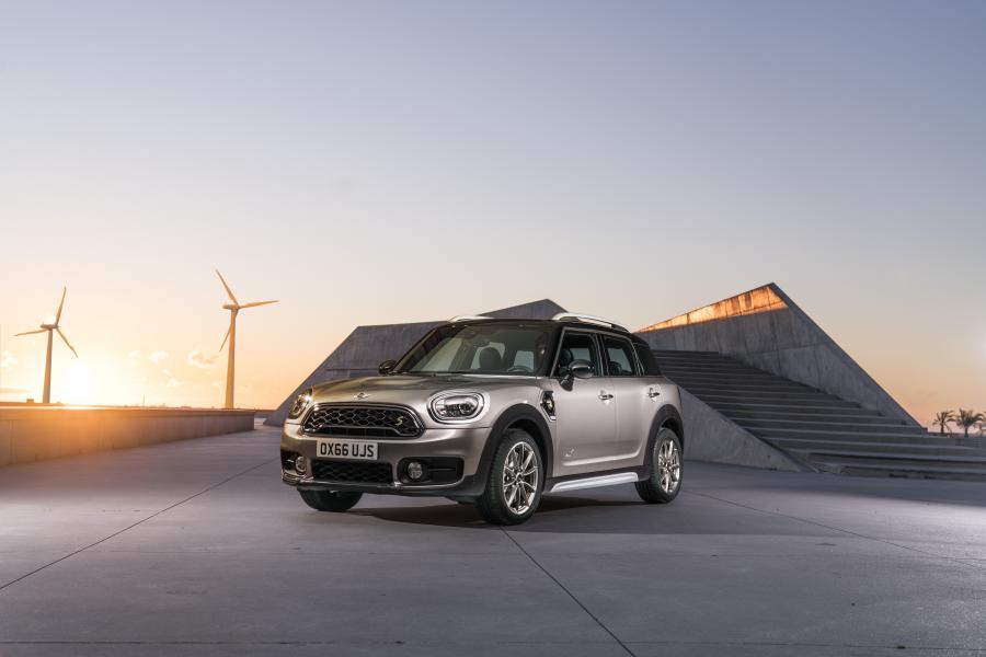  Mini Cooper S E Countryman ALL4 (F60) 2017 года  (WW) (фото 14 из 173)